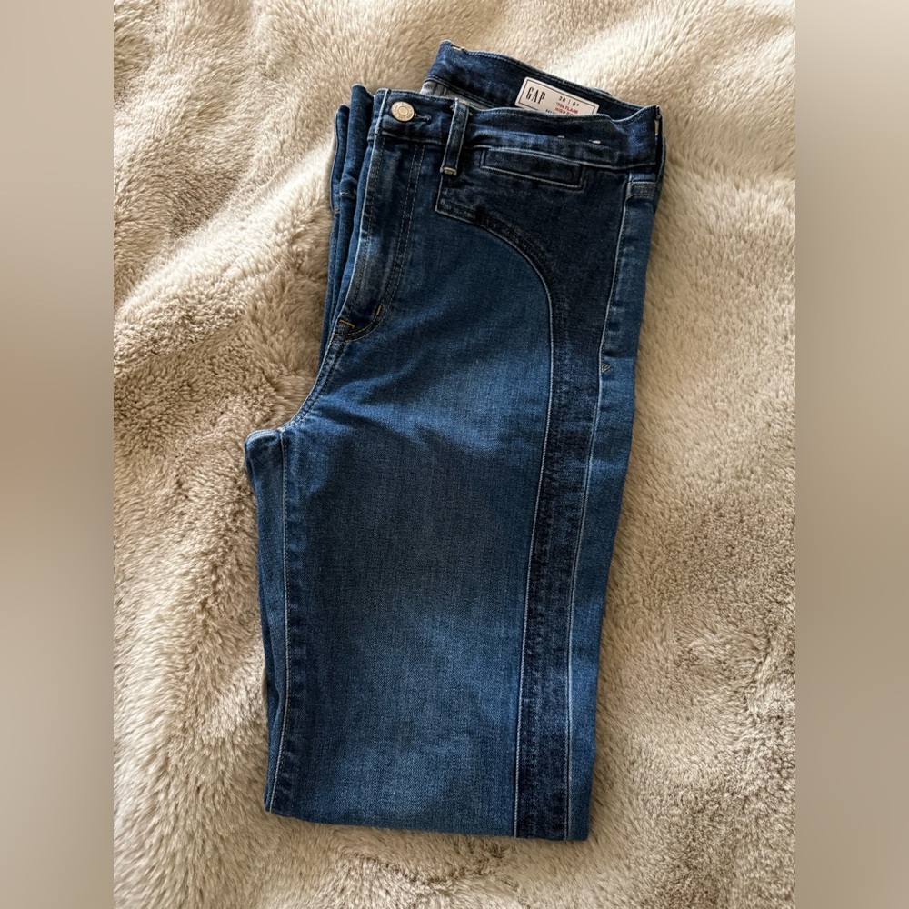 Gap high rise flare 70s jean